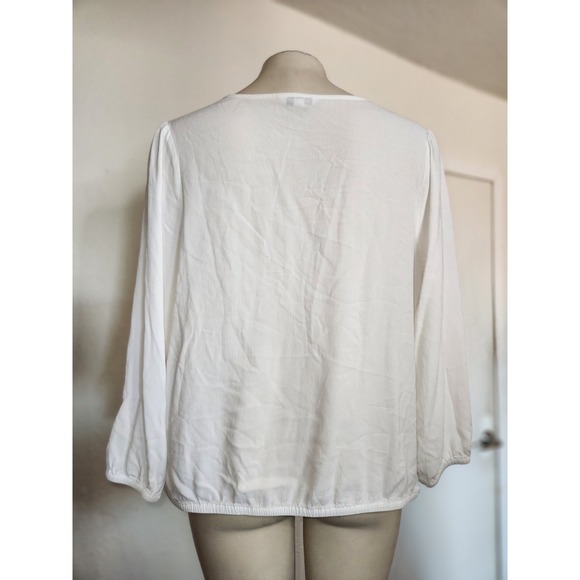 Express White Lace V-Neck Blouse Long Sleeve Elastic Hem Top L embroidered boho - Picture 8 of 8